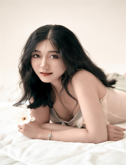 探索快乐相伴的奥秘：隐藏细节与深层意义